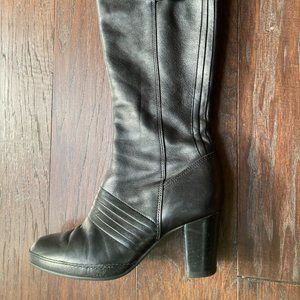 Clarks Tall Boots Size 7